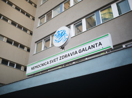 Lekár na oddelenie anestéziológie a intenzívnej medicíny